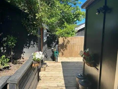 Seaglass Cottage Lower Hutt Exterior foto