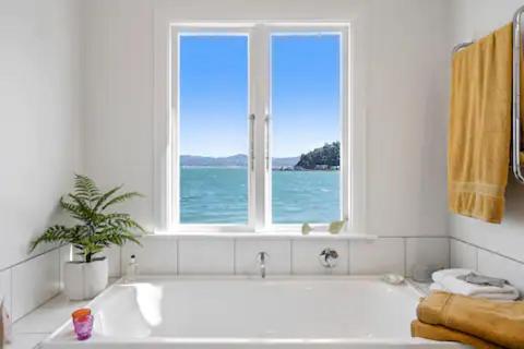 Seaglass Cottage Lower Hutt Exterior foto
