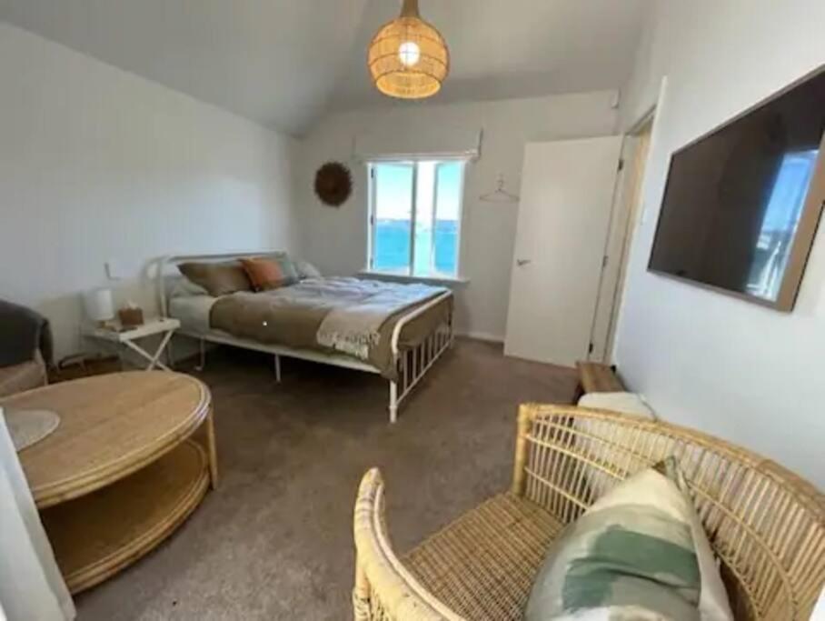 Seaglass Cottage Lower Hutt Exterior foto