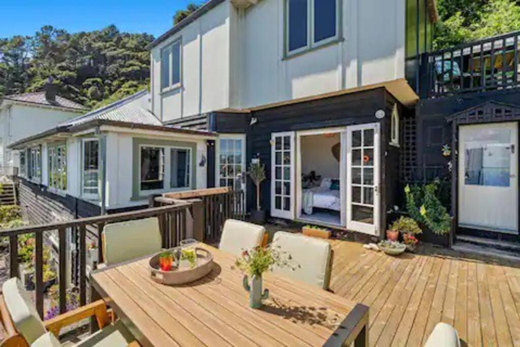 Seaglass Cottage Lower Hutt Exterior foto
